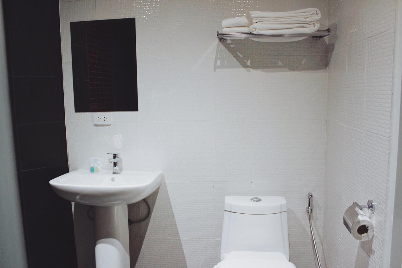 Henry'S Hotel & Gastropub Bangkok Luaran gambar